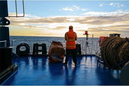 Staying Connected as a Seafarer: The Best Data SIM Cards for International Use