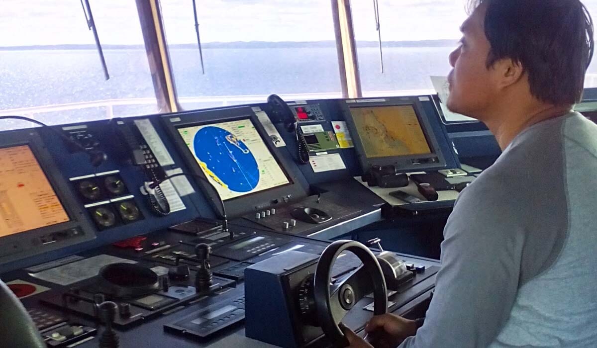 10 Common Mistakes of a Helmsman & How to Avoid Them